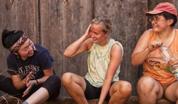 Přispěli jsme na podporu vzdělávání dobrovolníků a přípravu workcampů