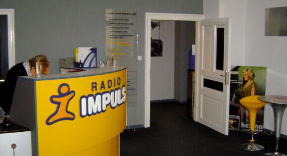pravidelný úklid kanceláří rádia Impuls